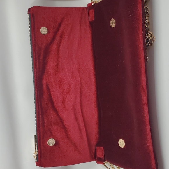 Purse - Picture 2 of 2